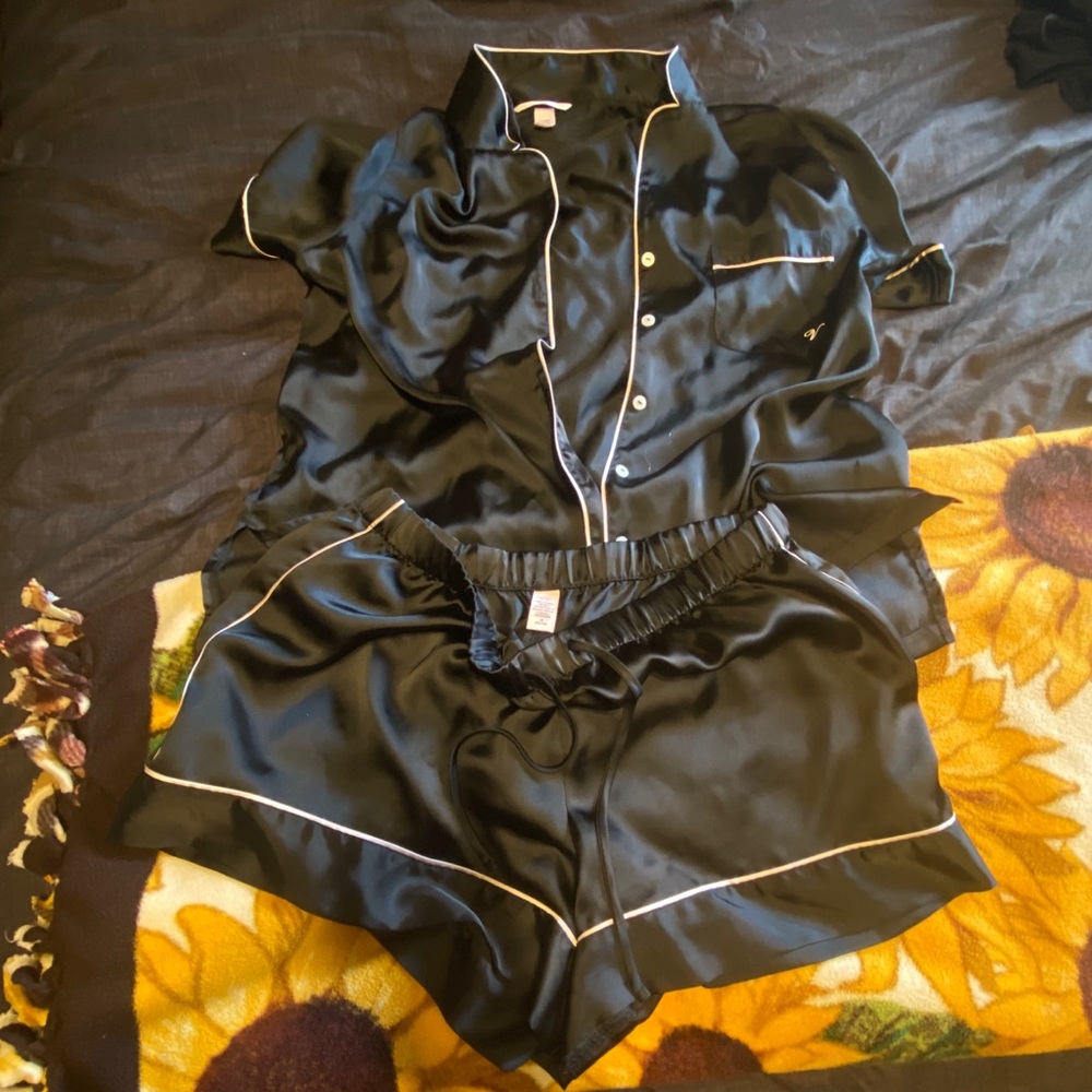 Victoria’s Secret two piece pajama set